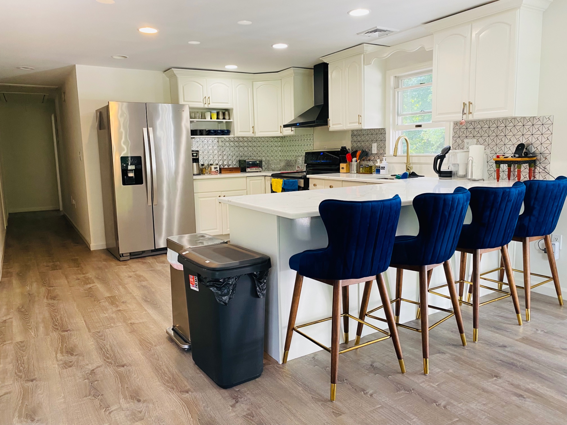 private-getaway-w-pool-hot-tub-game-room/