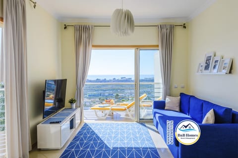 BnB Homes Apartment with Ocean view 3 Terraces