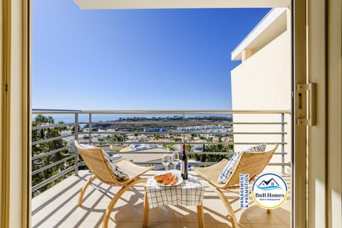 BnB Homes Apartment with Ocean view 3 Terraces