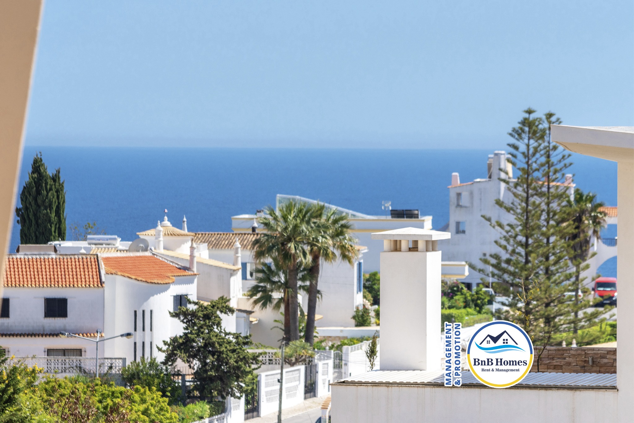 Sea view Apartment with sunbathing Terrace & Pools - Albufeira