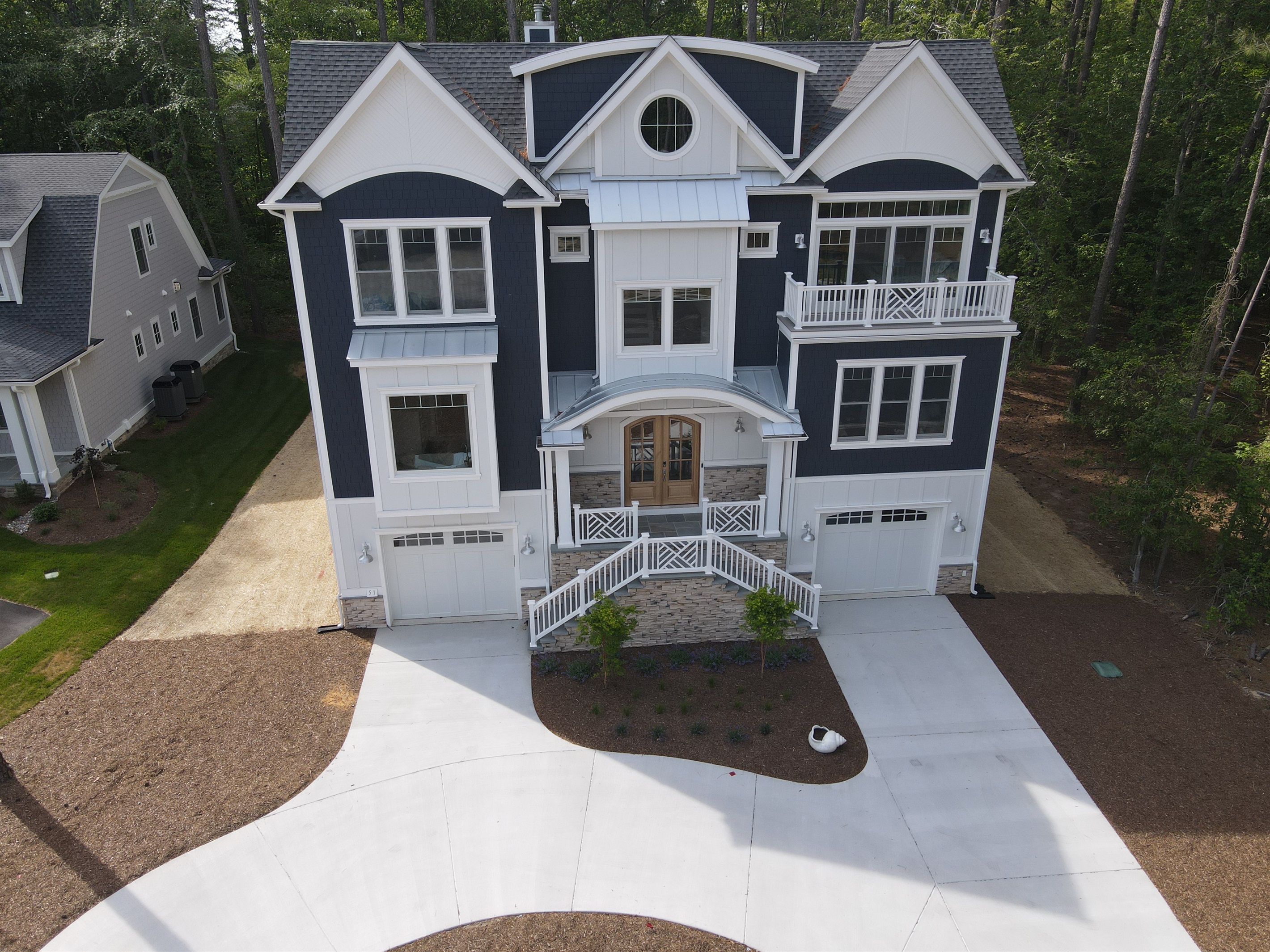 sapphire-coastal-chateau/