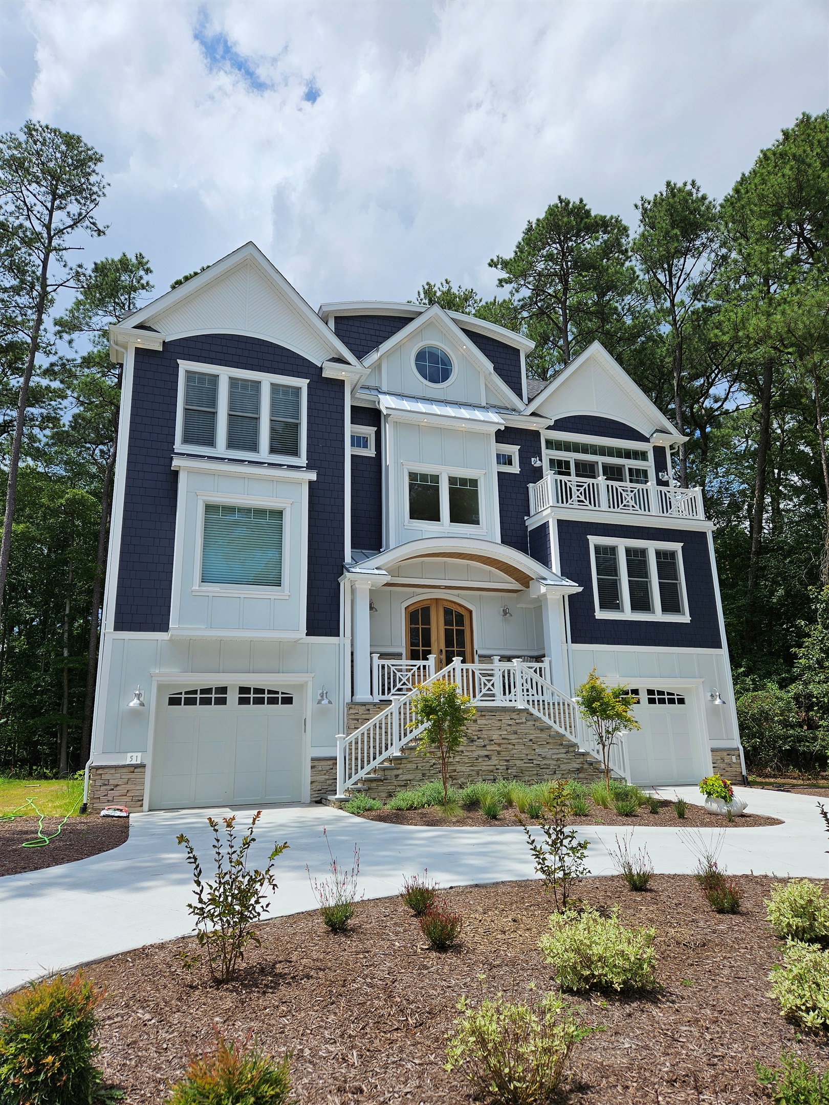 sapphire-coastal-chateau/
