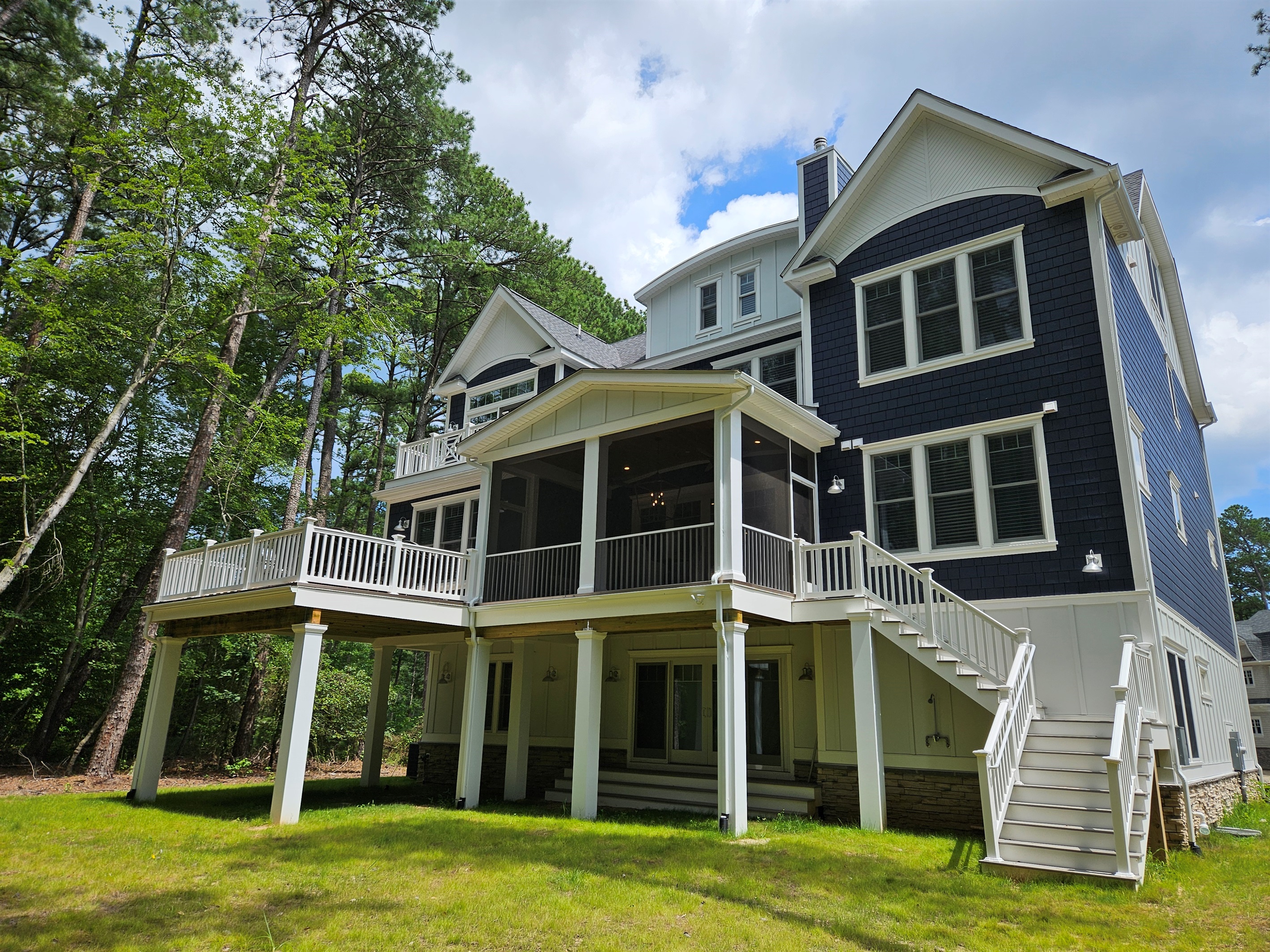 sapphire-coastal-chateau/