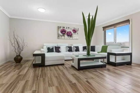Bulla Hill - 6 Bdrm home near Melbourne Airport