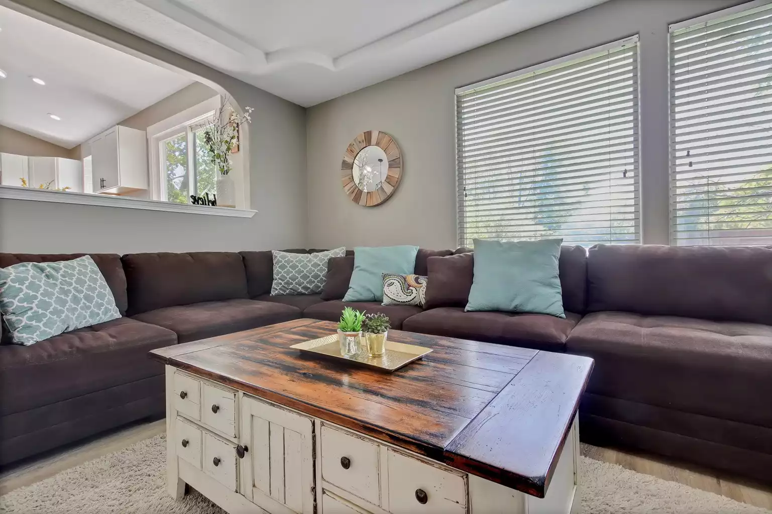 revamped-gem-in-the-heart-of-nampa-unwind-in-style/