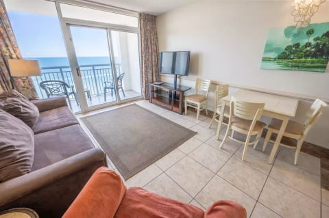 Direct Oceanfront!