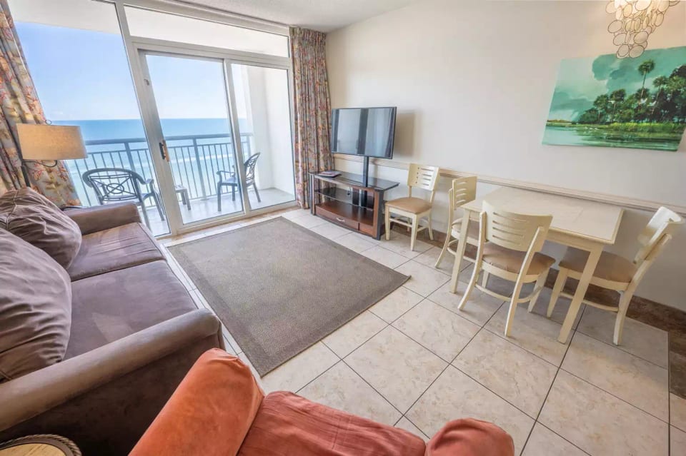 Direct Oceanfront!