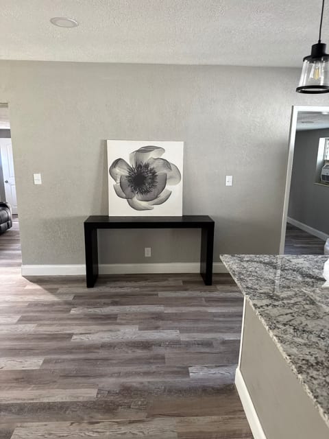 Spacious Retreat w/ Pool Near Beach & Las Olas