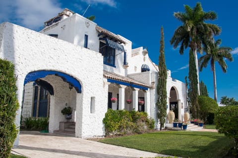 Young Mansion