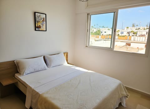 Artist's Villa in Harhoura | Beach | Parking image 5