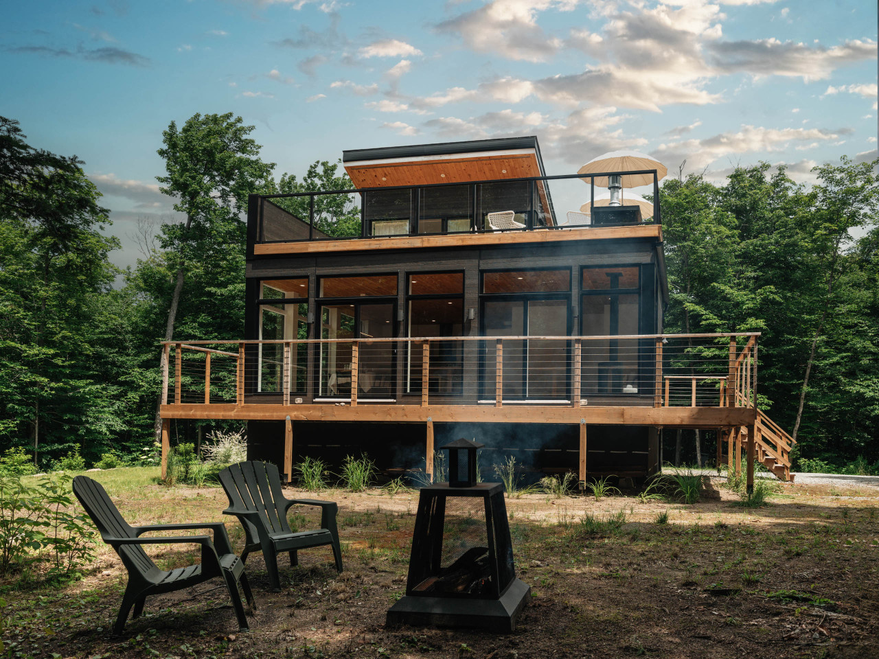 le-belvedere-scandinavian-style-nature-cottage/