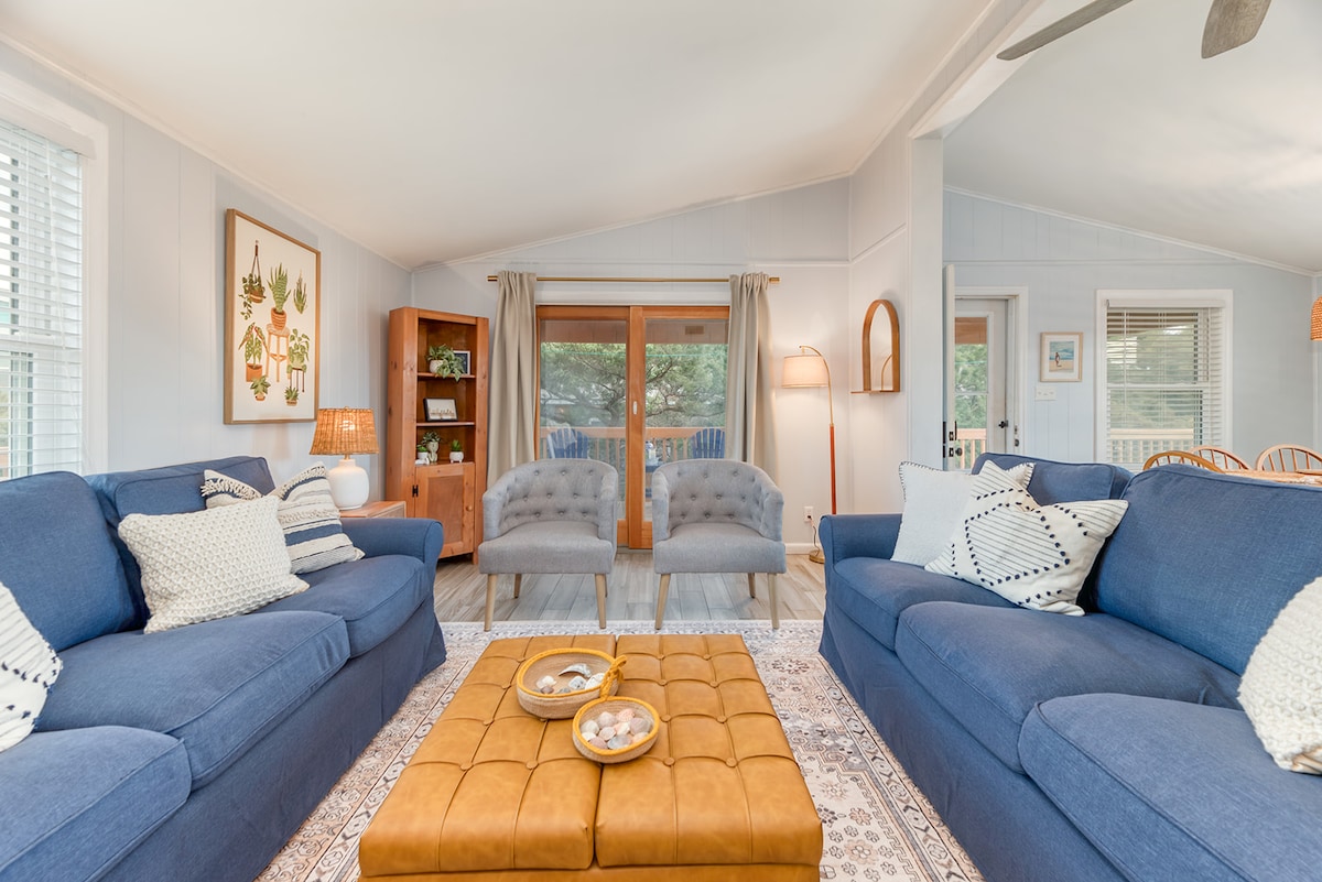 stylish-beachside-cottage!/