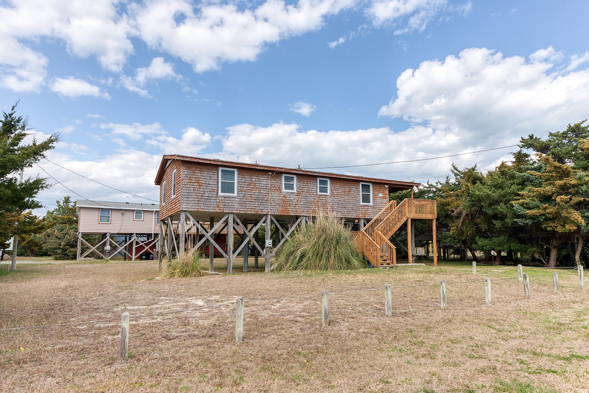 stylish-beachside-cottage!/
