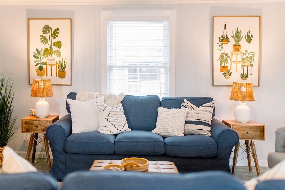 stylish-beachside-cottage!/