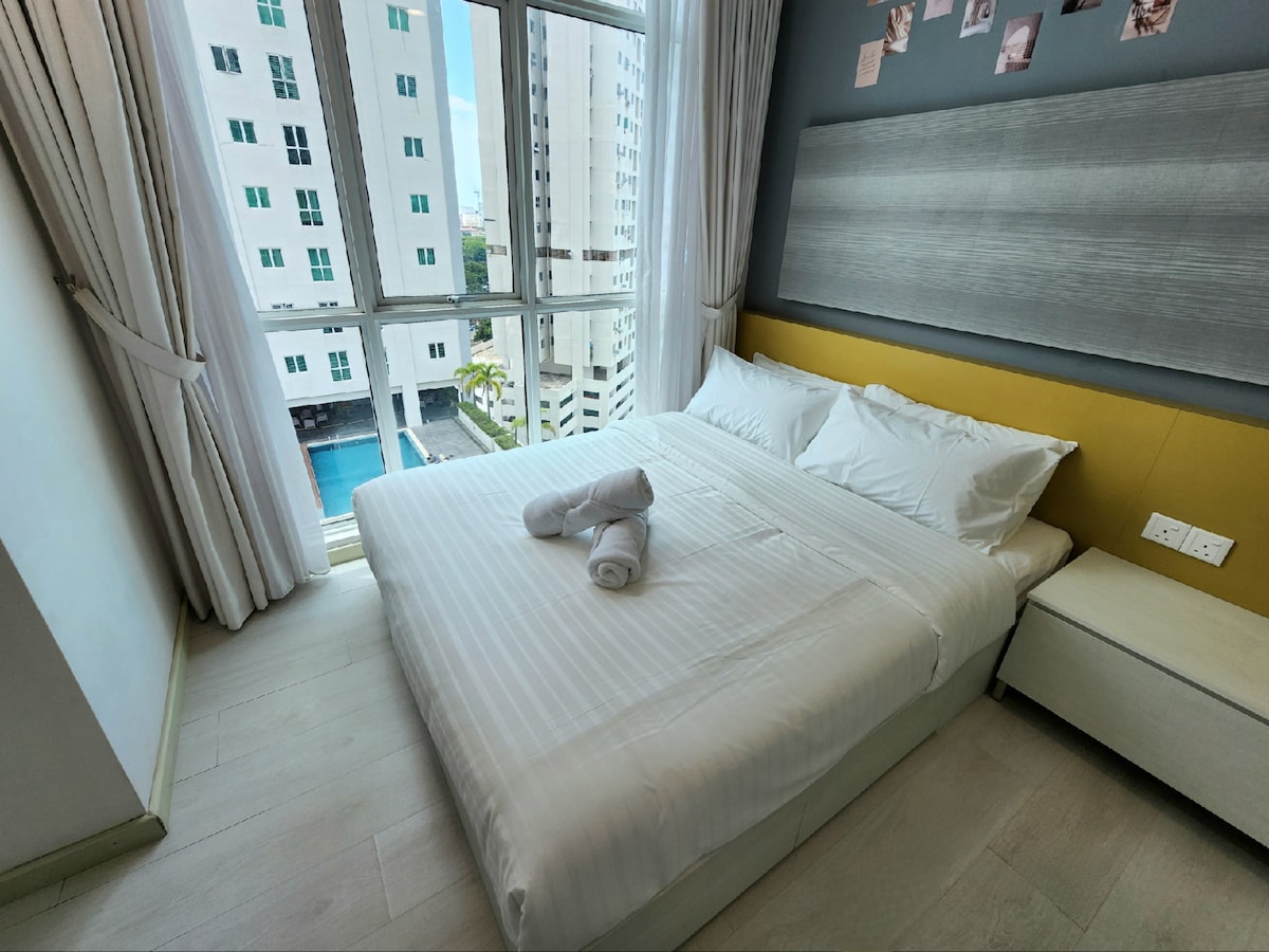 Modern Suite in Penang Island image 1