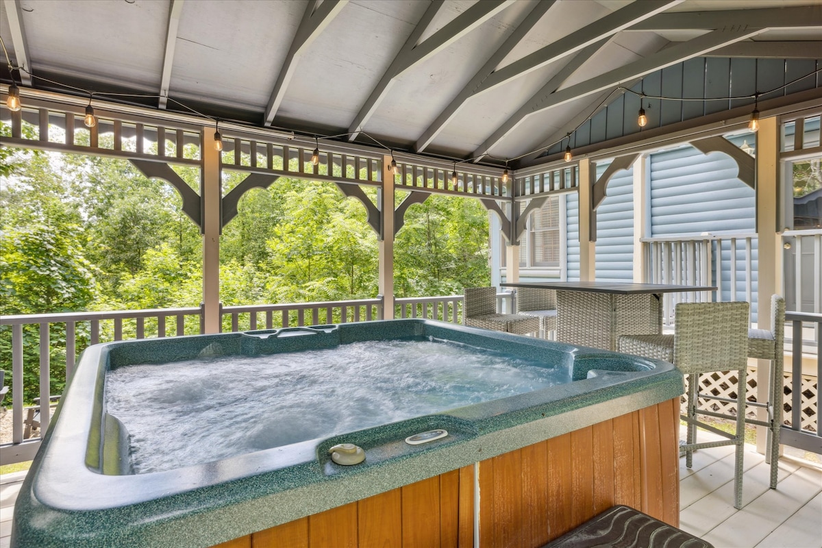 cozy-timbers-w-hot-tub-by-beyond-expectations/