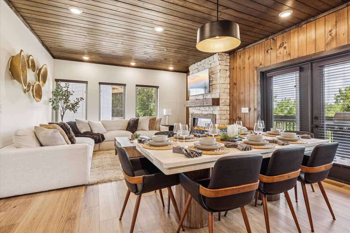 gorgeous-brand-new-home-wpool-game-room-hot-tub/