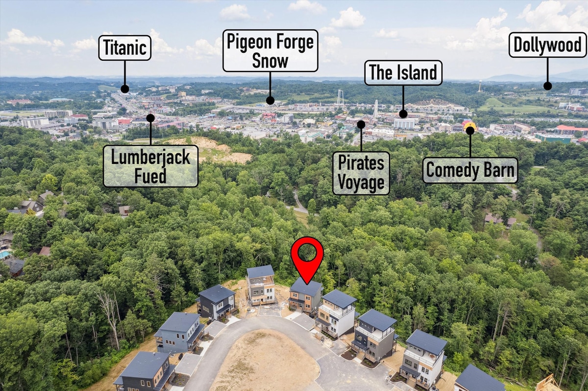 gorgeous-brand-new-home-wpool-game-room-hot-tub/