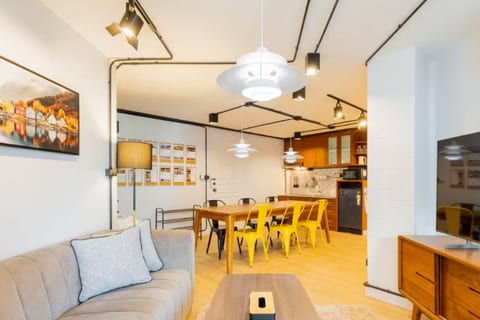 Chiang Mai Soul 2BR Modern Stay near Nimman