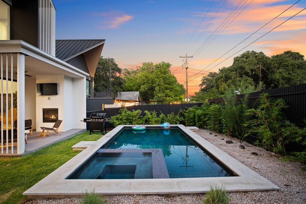 Dream Home in the heart of Austin/ Main House
