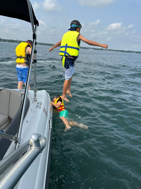 Kids love swimming in Lake Simcoe’s crystal-clear waters, just 500 meters from our villa. Our backyard canal offers direct access to the lake for endless water adventures!