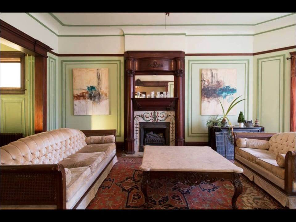 Habitación del Jardín - Cama King, Sofá Cama, a 1 Cuadra del Tren - Chicago
