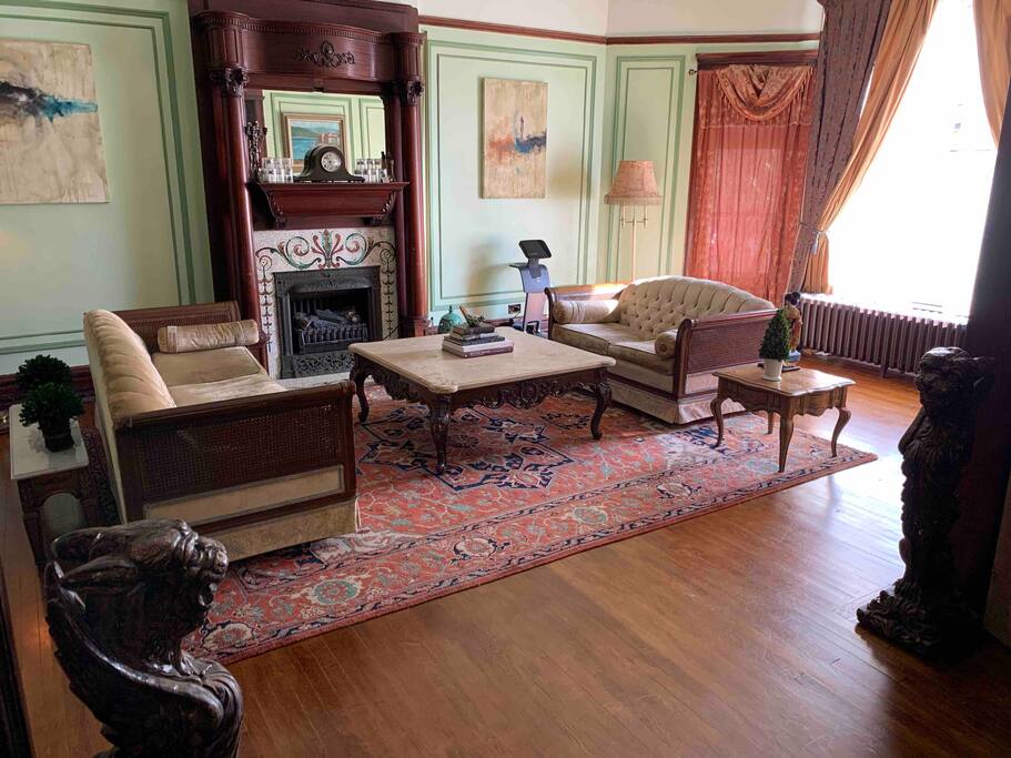 Fort Washington Railway Room, King Bed, Sofa Bed