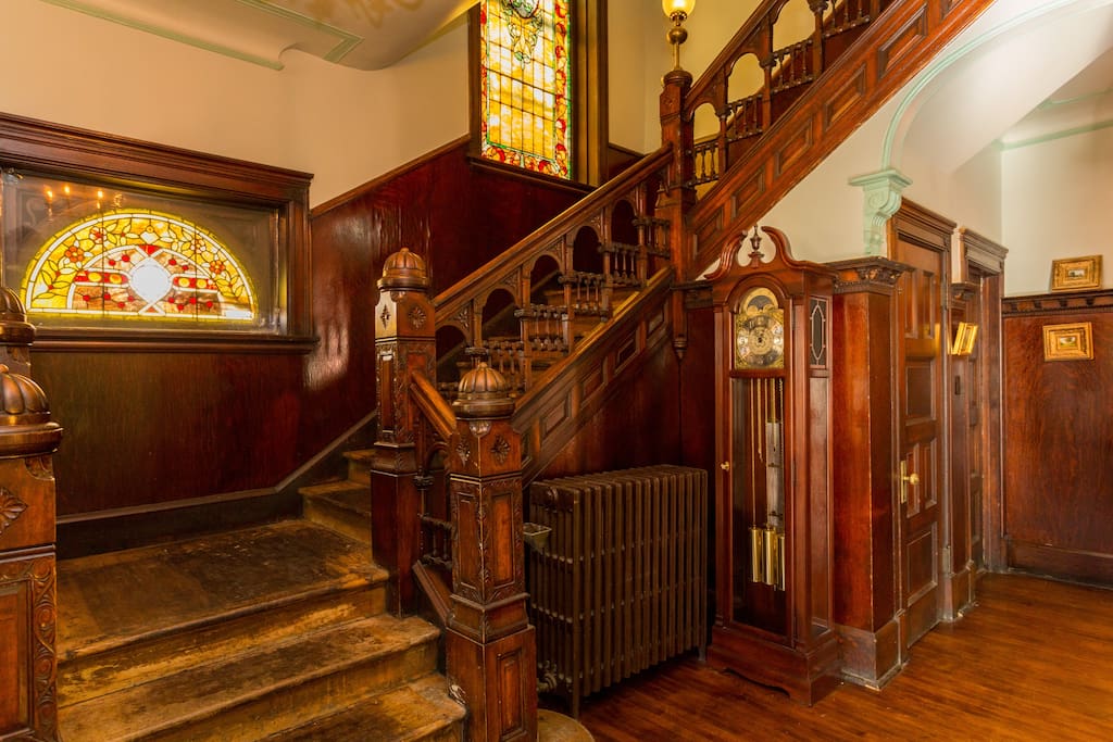 Florence Room - 3min to CTA, Free Parking, Roomy
