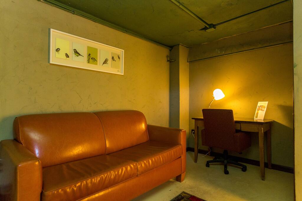 Florence Room - 3min to CTA, Free Parking, Roomy