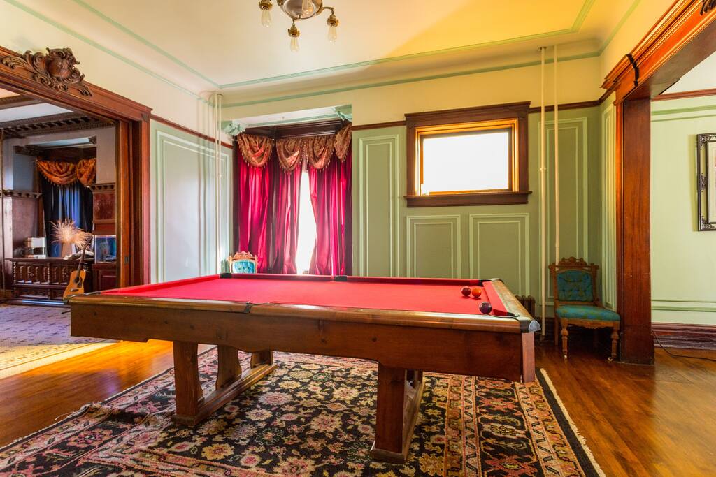 Florence Room - 3min to CTA, Free Parking, Roomy