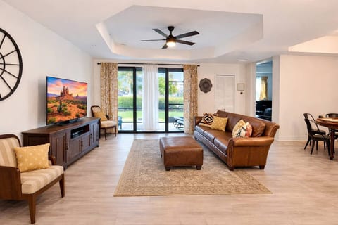* Closest to Pool | 2 King Suites | Walk to Dining