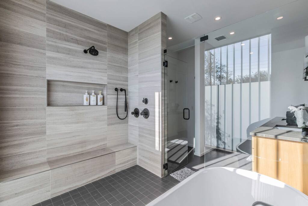 Dream Home in the heart of Austin/ Main House