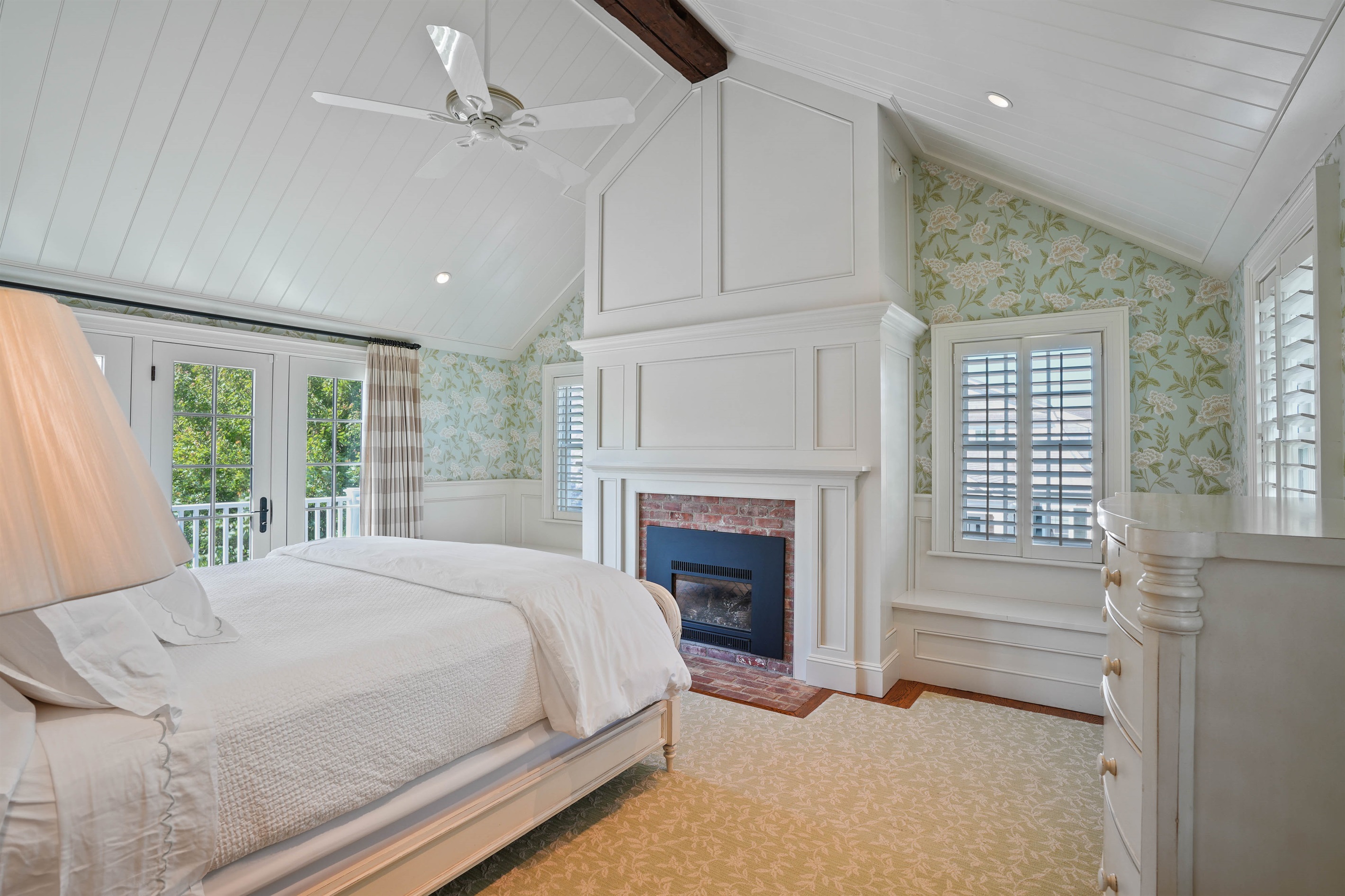 sandpiper-fields-luxury-field-club-home-close-to-south-beach/