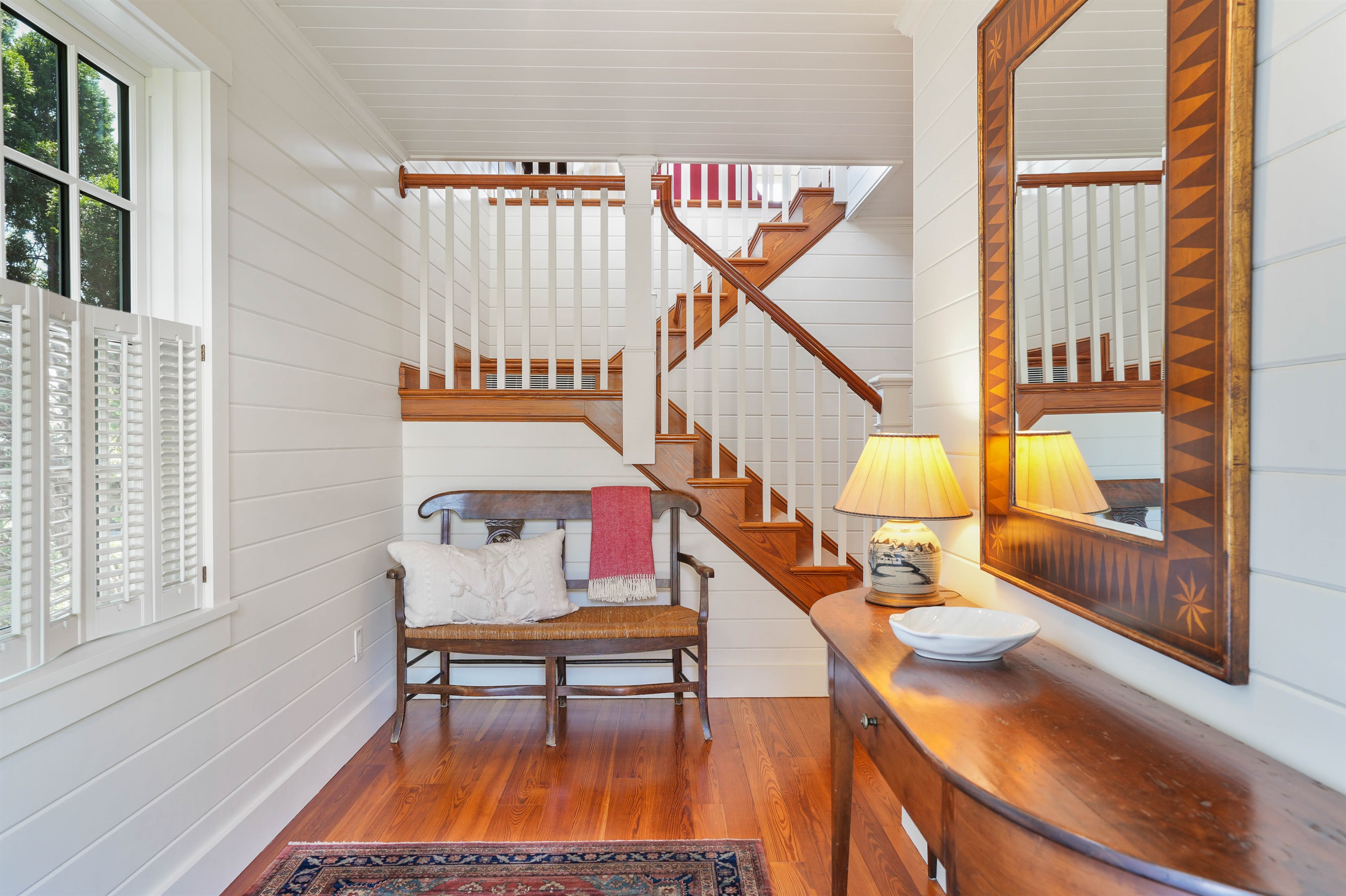 amazing-waterfront-home-in-edgartown-with-light-house-view/