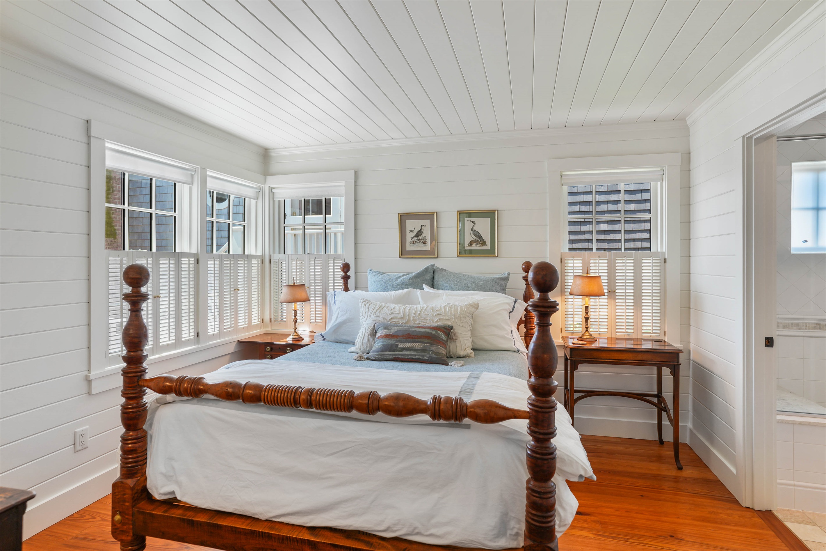 amazing-waterfront-home-in-edgartown-with-light-house-view/