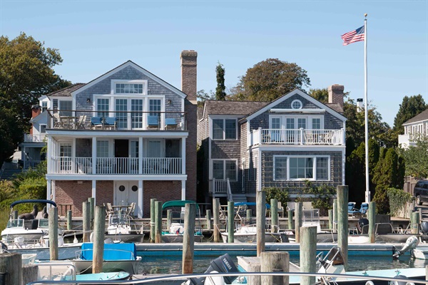 amazing-waterfront-home-in-edgartown-with-light-house-view/
