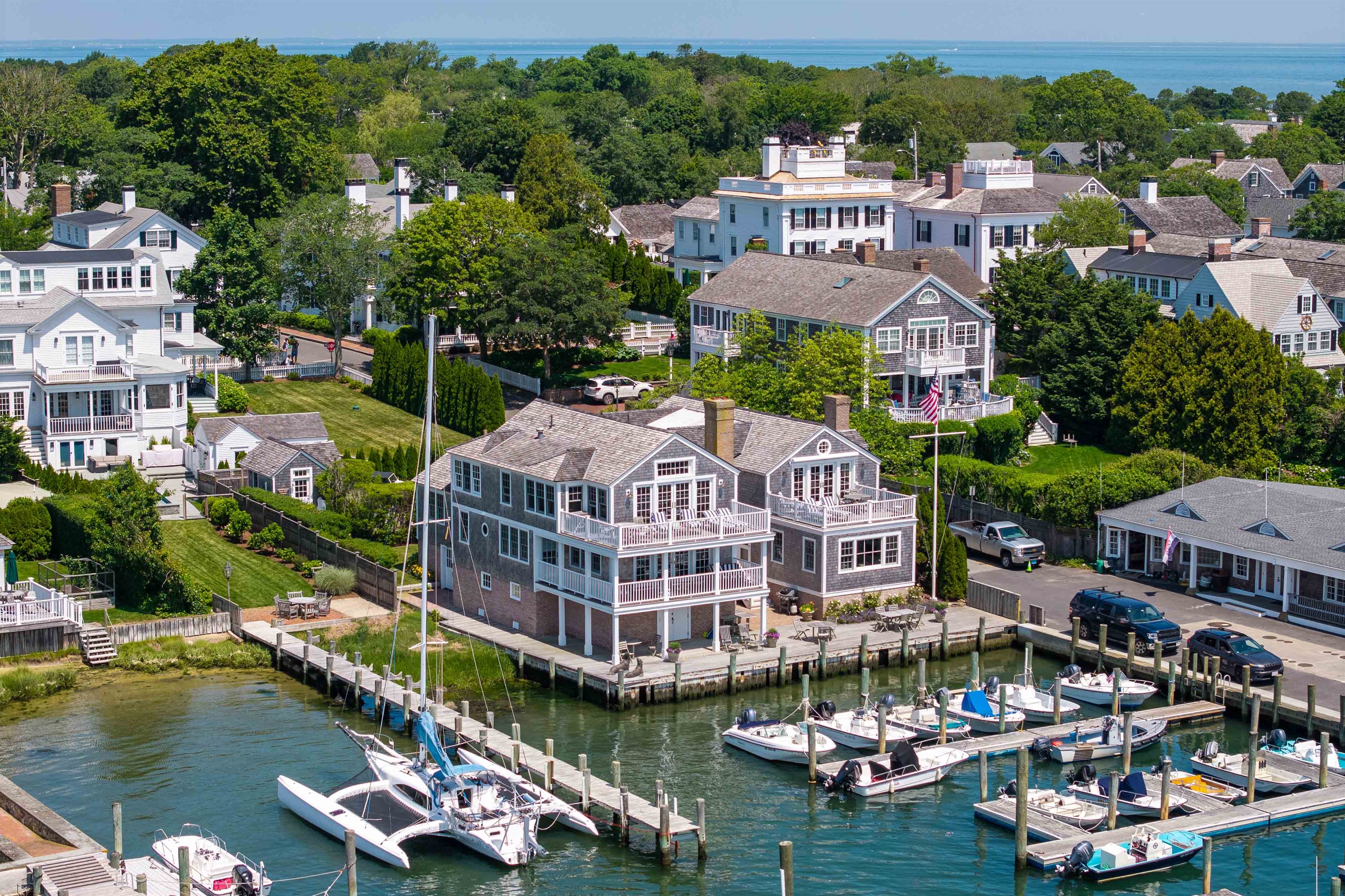 amazing-waterfront-home-in-edgartown-with-light-house-view/