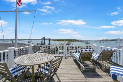 2nd Floor Deck