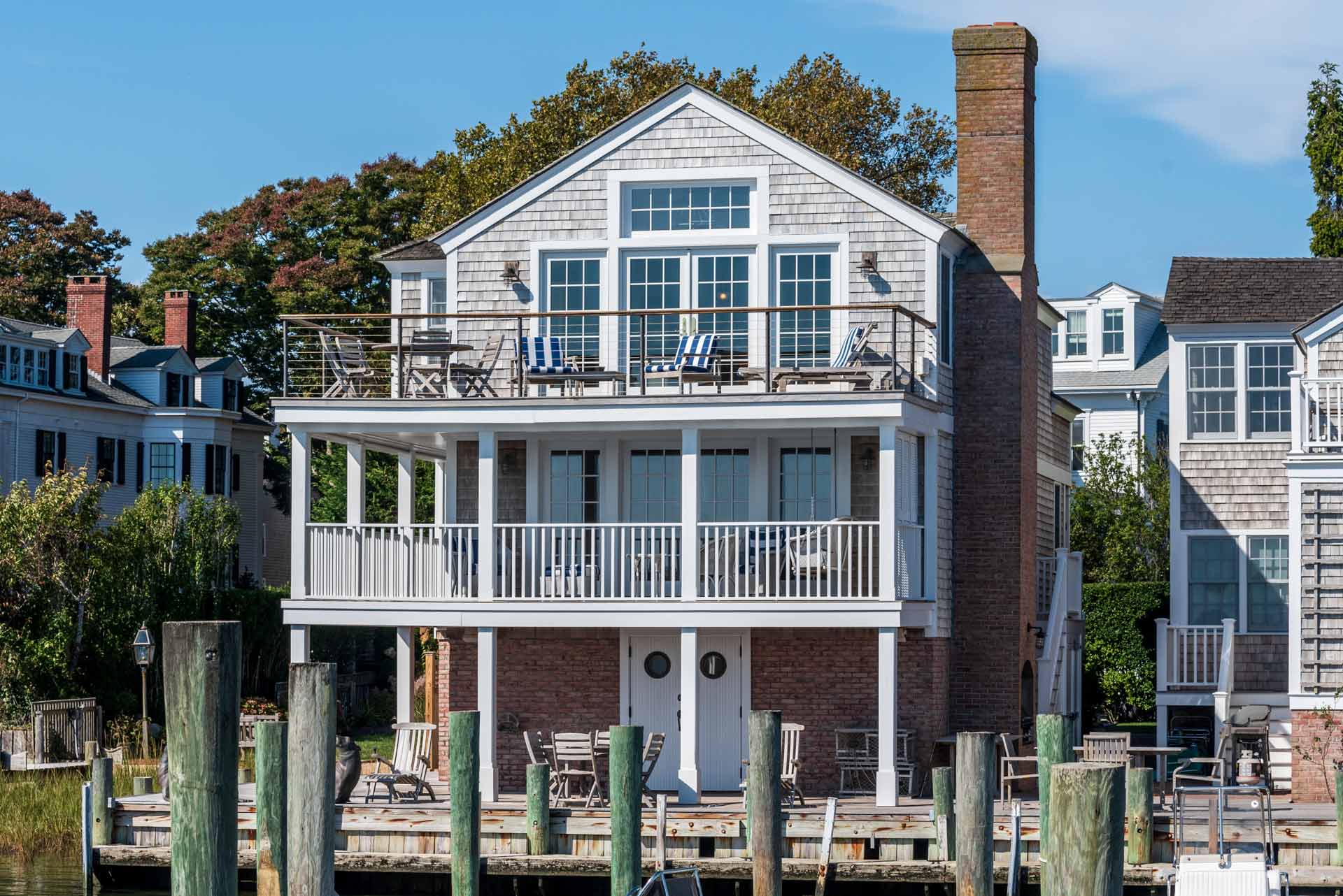 morse-ferry-house-deluxe-waterfront-home-in-edgartown/