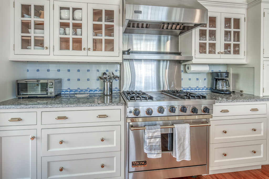 morse-ferry-house-deluxe-waterfront-home-in-edgartown/