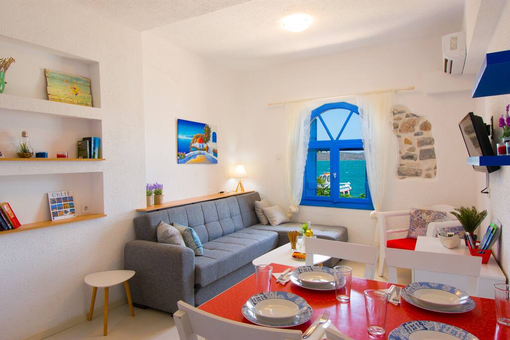 eleftheria-sea-side-traditional-house/