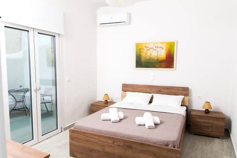 Iliana Seaside House