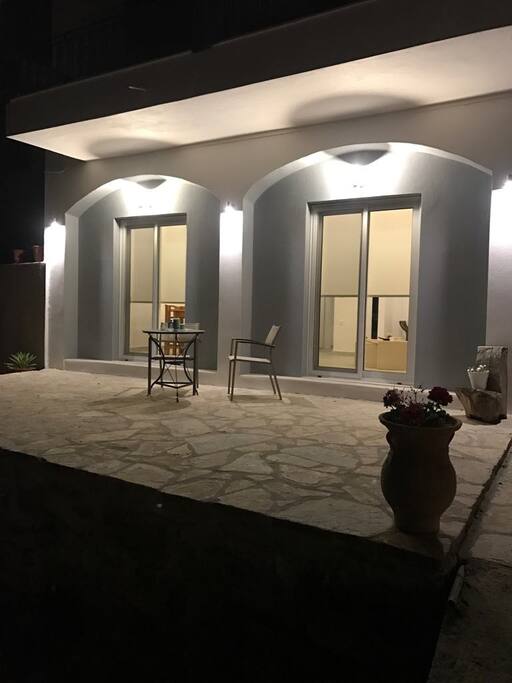 iliana-seaside-house/