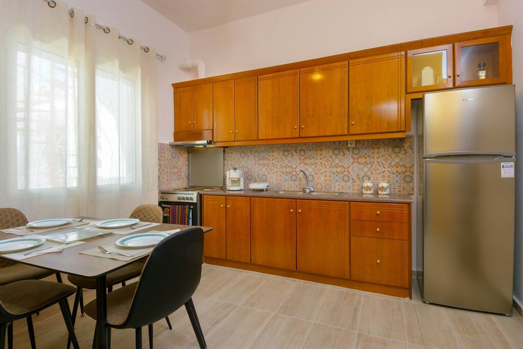 margarita's-seafront-luxury-apartment/