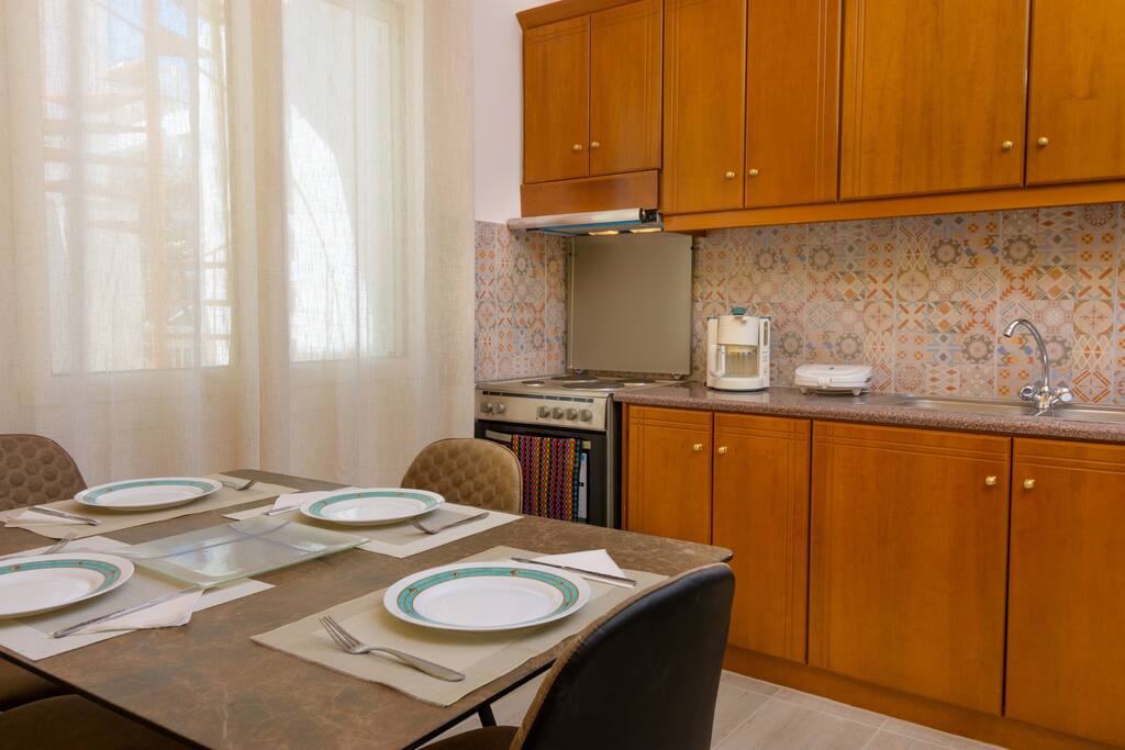 margarita's-seafront-luxury-apartment/