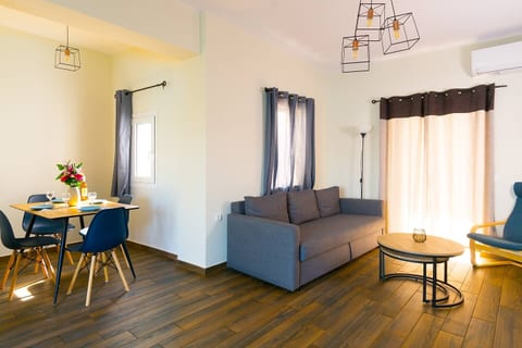Elounda Harmony Sea front apartment