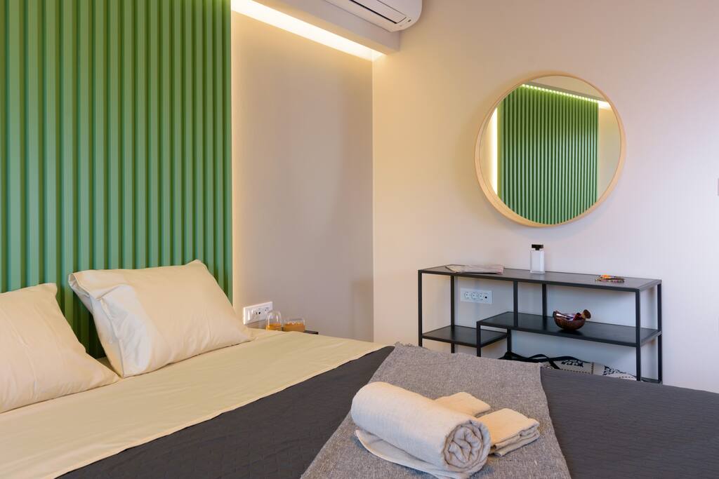 indigo-luxury-apartment/