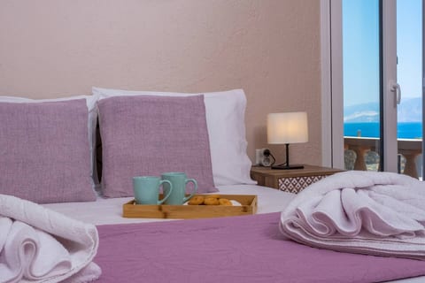 Amaltheia Apartment