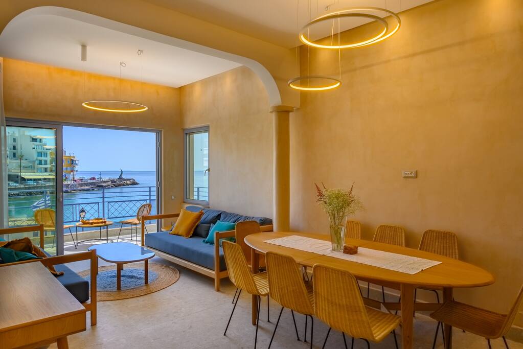 beachfront-luxury-3-bedroom-apt-agios-nikolaos/