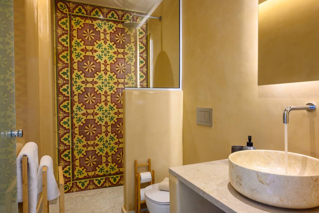 beachfront-luxury-3-bedroom-apt-agios-nikolaos/